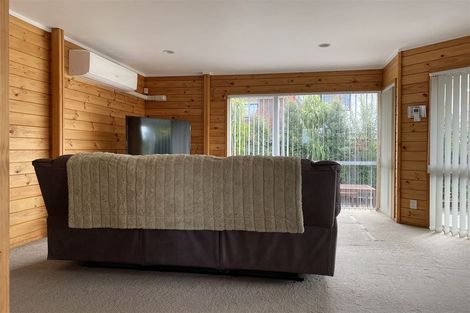 Photo of property in 2/12 Kells Place, Botany Downs, Auckland, 2010