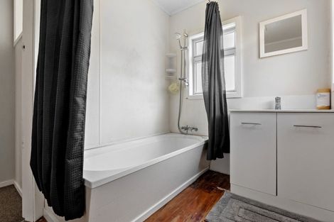 Photo of property in 19 Cureton Street, Morrinsville, 3300