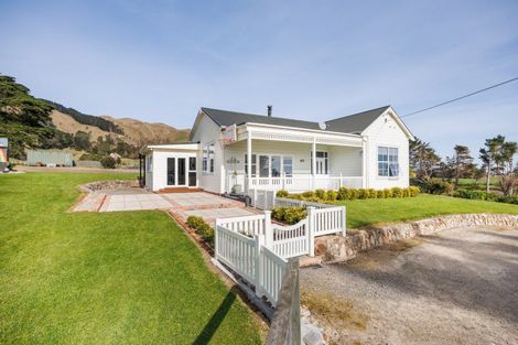 Photo of property in 185 Albert Road, Tokomaru, Palmerston North, 4474