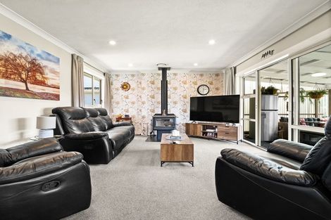 Photo of property in 27 Soper Road, Mosgiel, 9024