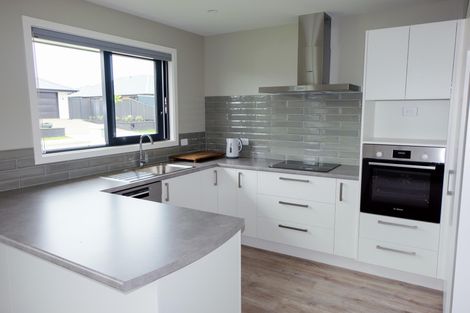 Photo of property in 3 Royal Oak Crescent, Holmes Hill, Oamaru, 9401