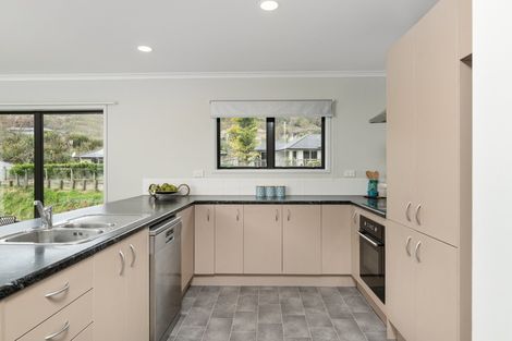 Photo of property in 28/19 Glencarron Place, Bethlehem, Tauranga, 3110