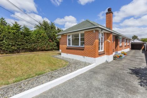 Photo of property in 33 Pine Avenue, Upper Hutt Central, Upper Hutt, 5018