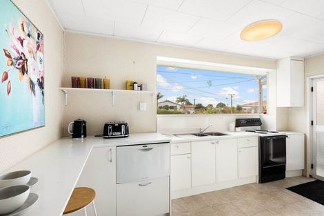 Photo of property in 4 Coppins Road, Mount Wellington, Auckland, 1062