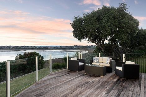 Photo of property in 77 Goods Road, Otumoetai, Tauranga, 3110