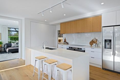 Photo of property in 7 Campana Lane, St Albans, Christchurch, 8052