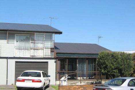Photo of property in 1/404 Main North Road, Redwood, Christchurch, 8051