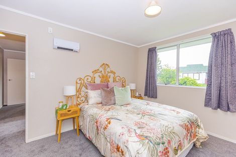 Photo of property in 2 Cypress Place, Aramoho, Whanganui, 4500