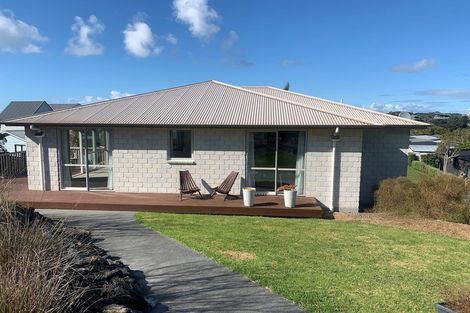 Photo of property in 14a Kanuka Place, Mangawhai Heads, Mangawhai, 0505