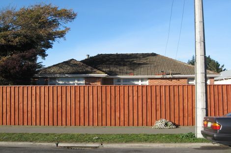 Photo of property in 1/67 Bowhill Road, New Brighton, Christchurch, 8083