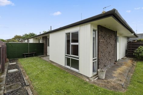 Photo of property in 9/160 Ruahine Street, Roslyn, Palmerston North, 4414