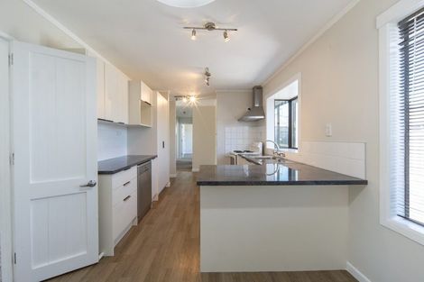 Photo of property in 14 Cotton Street, St Andrews, Hamilton, 3200