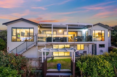 Photo of property in 14 Spinnaker Drive, Whitby, Porirua, 5024