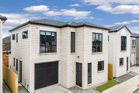 Photo of property in 115b Russell Road, Manurewa, Auckland, 2102