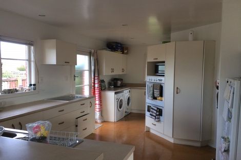 Photo of property in 25 Haslett Place, Upper Riccarton, Christchurch, 8041