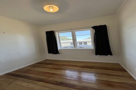 Photo of property in 1/47 Clevedon Road, Papakura, 2110