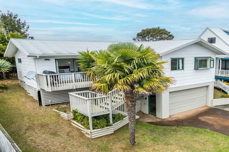Photo of property in 112 Te Haumi Drive, Paihia, 0200