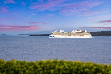 Photo of property in 21a Clifton Road, Hauraki, Auckland, 0622