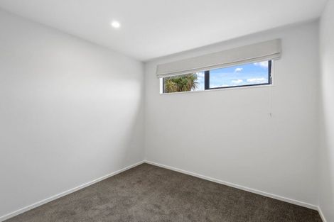 Photo of property in 2/15 Waltham Road, Sydenham, Christchurch, 8023