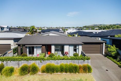 Photo of property in 31 Franks Way, Papamoa Beach, Papamoa, 3118