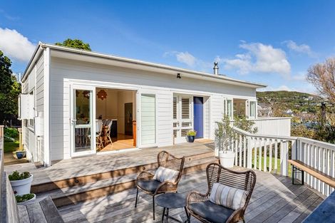 Photo of property in 35a Braithwaite Street, Karori, Wellington, 6012
