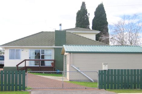 Photo of property in 21 View Road, Papakura, 2110