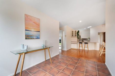 Photo of property in 174 Don Buck Road, Massey, Auckland, 0614