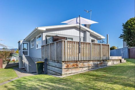 Photo of property in 13 Burn Street, Levin, 5510