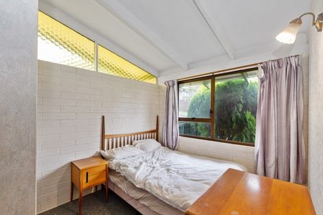 Photo of property in 7 Pakira Avenue, Glendene, Auckland, 0602