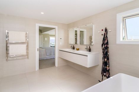 Photo of property in 1 Hawkdun Place, Bridge Hill, Alexandra, 9320