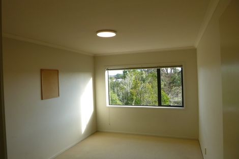 Photo of property in 51 Tiri Tiri Road, Birkdale, Auckland, 0626