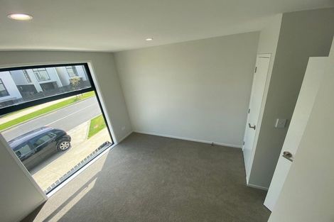 Photo of property in 77 Huri Street, Mangere Bridge, Auckland, 2022