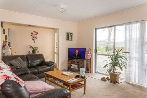 Photo of property in 8 Hartgill Crescent, Dannevirke, 4930