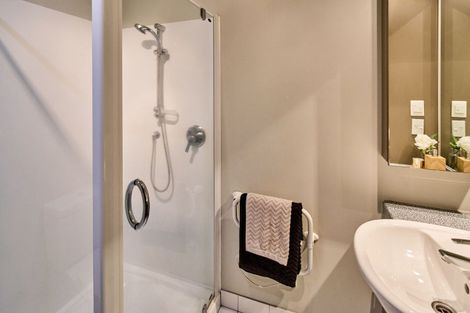 Photo of property in 9/337 Jackson Street, Petone, Lower Hutt, 5012