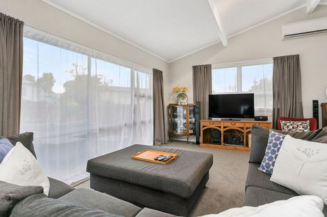 Photo of property in 1 Frame Street, Leamington, Cambridge, 3432