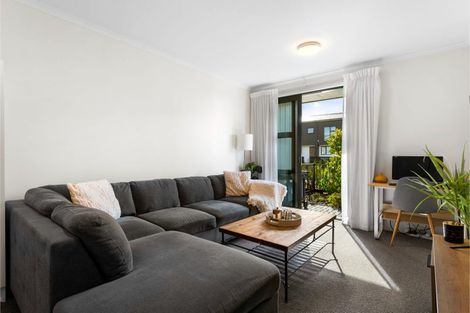 Photo of property in 25 Manarini Road, Westgate, Auckland, 0614