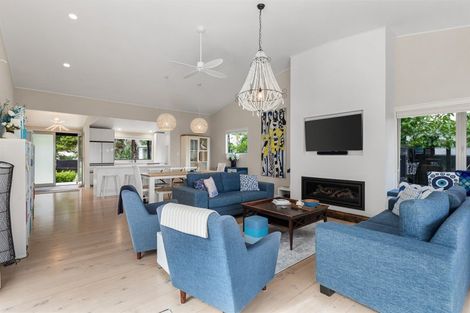 Photo of property in 147a Torkar Road, Clarks Beach, 2122