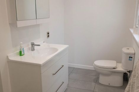 Photo of property in 43 Te Mome Road, Alicetown, Lower Hutt, 5010