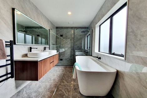 Photo of property in 5 Sager Midgley Road, Hobsonville, Auckland, 0616