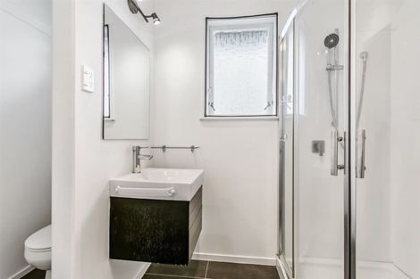 Photo of property in 1/29 Woodside Road, Massey, Auckland, 0614