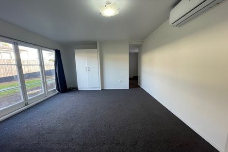 Photo of property in 43 Hallberry Road, Mangere East, Auckland, 2024
