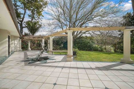 Photo of property in 9 Laingholm Drive, Laingholm, Auckland, 0604