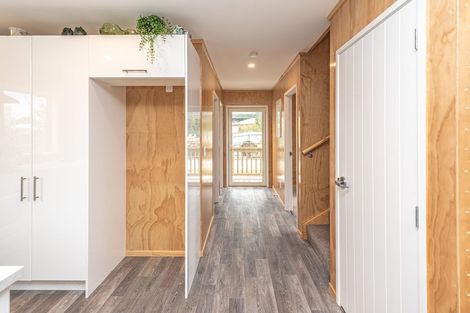 Photo of property in 23 Boyd Avenue, Mangere Bridge, Auckland, 2022