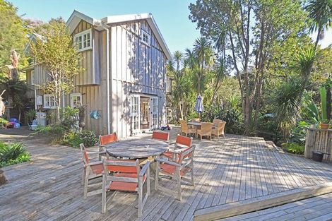 Photo of property in 92 Frost Road, Leigh, Warkworth, 0985