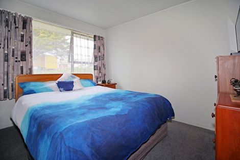 Photo of property in 8 Mataura Place, Clover Park, Auckland, 2019