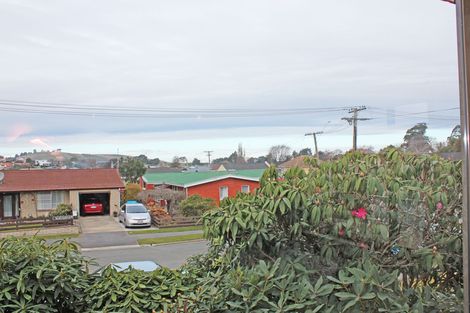 Photo of property in 6a Stuart Street, Holmes Hill, Oamaru, 9401