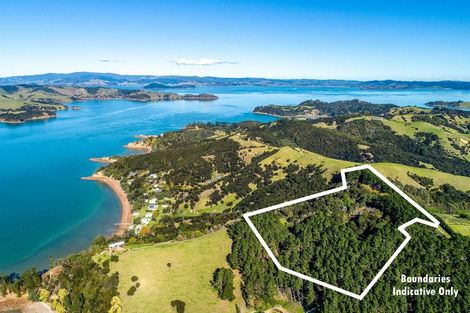 Photo of property in 200 Cowes Bay Road, Waiheke Island, 1971