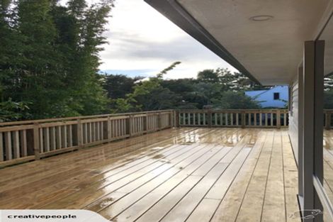 Photo of property in 42 Elliston Crescent, Stanmore Bay, Whangaparaoa, 0932