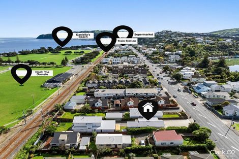Photo of property in 29 Mana Esplanade, Paremata, Porirua, 5026
