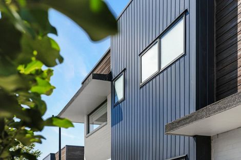 Photo of property in 35 Carder Court, Hobsonville, Auckland, 0618